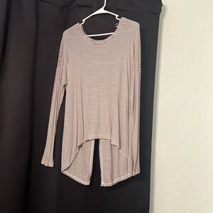 Long sleeved split back striped top